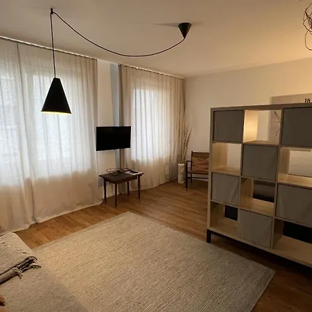 Discovair - 3-zi-apartment Milan- Schwimmbad-nah Mit Netflix 아이제나흐